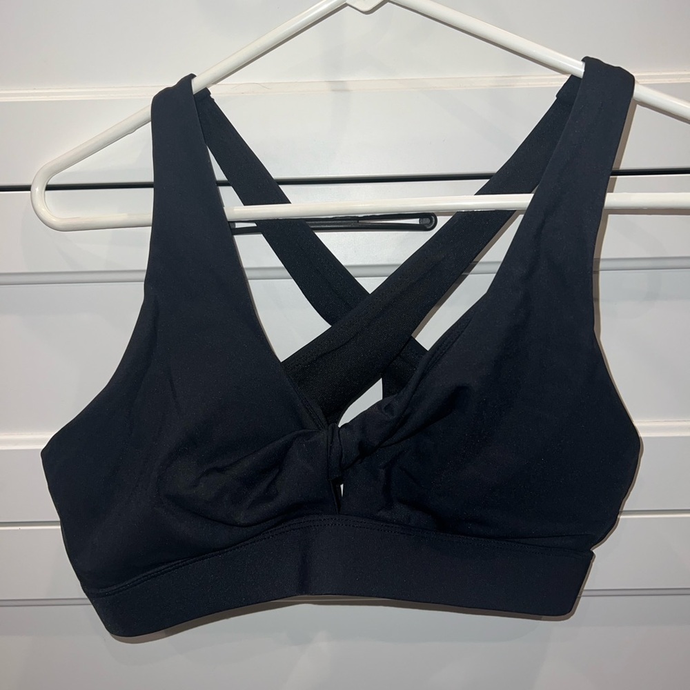 Sports bra